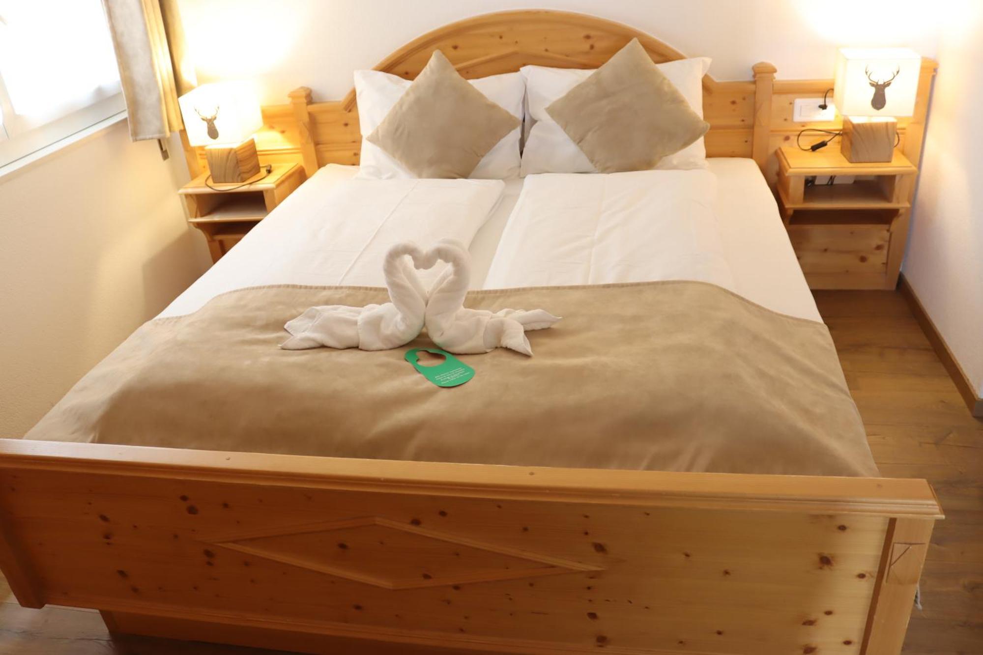Grichting Hotel & Serviced Apartments Leukerbad Zewnętrze zdjęcie