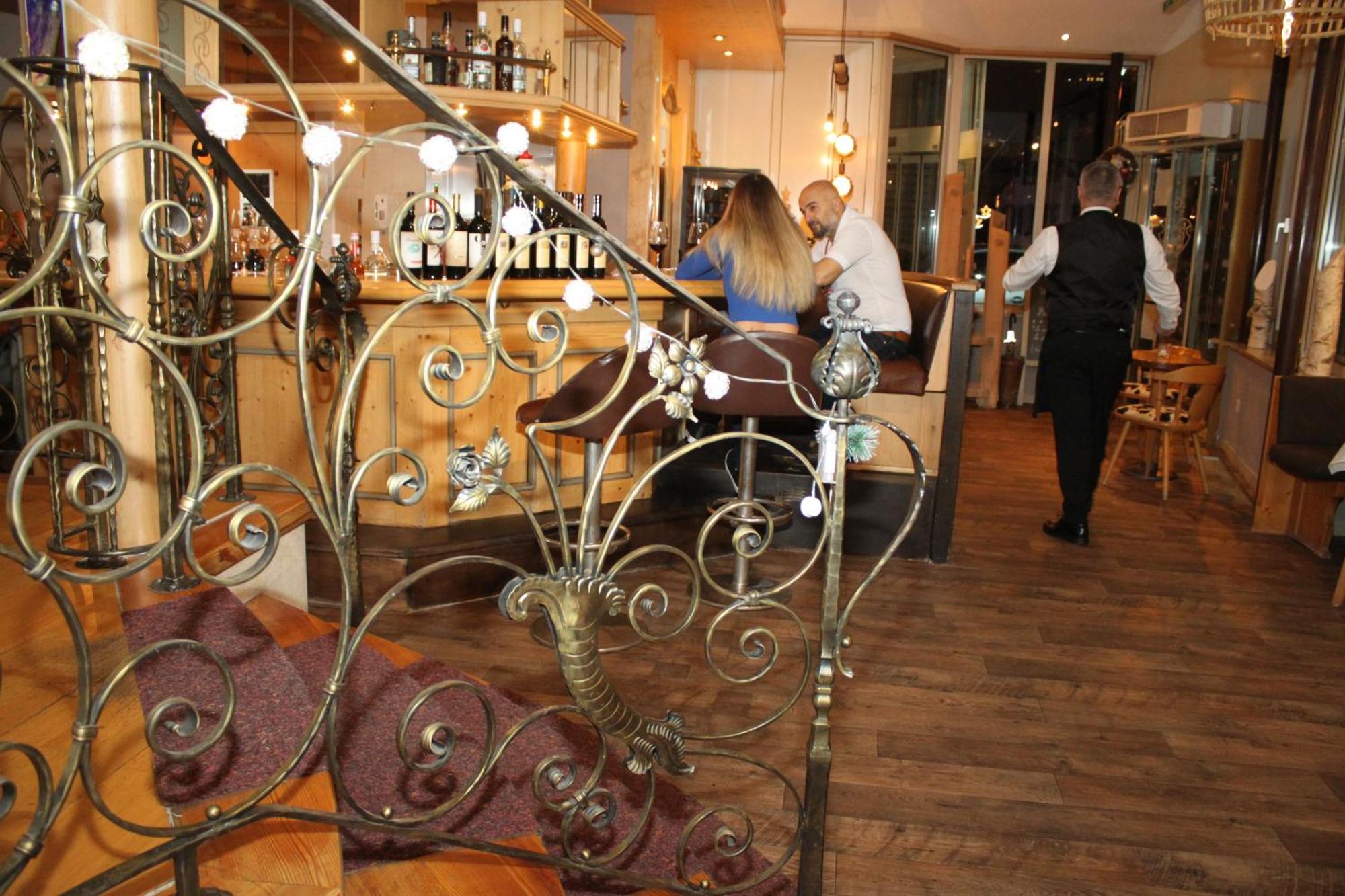 Grichting Hotel & Serviced Apartments Leukerbad Zewnętrze zdjęcie